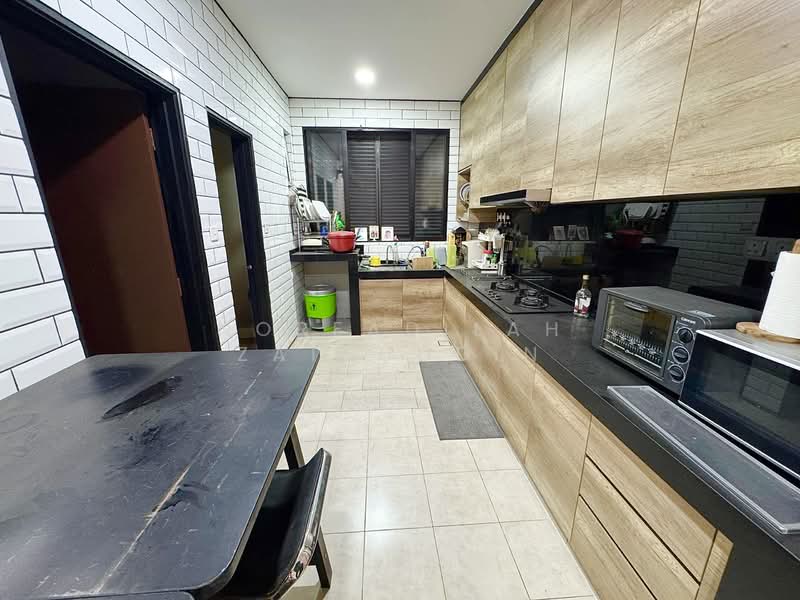 2-storey Terraced House for Sale in Denai Alam (Shah Alam) - NORFADILAH ZAINUDDIN - Kitchen - PropertyGuru.com.my