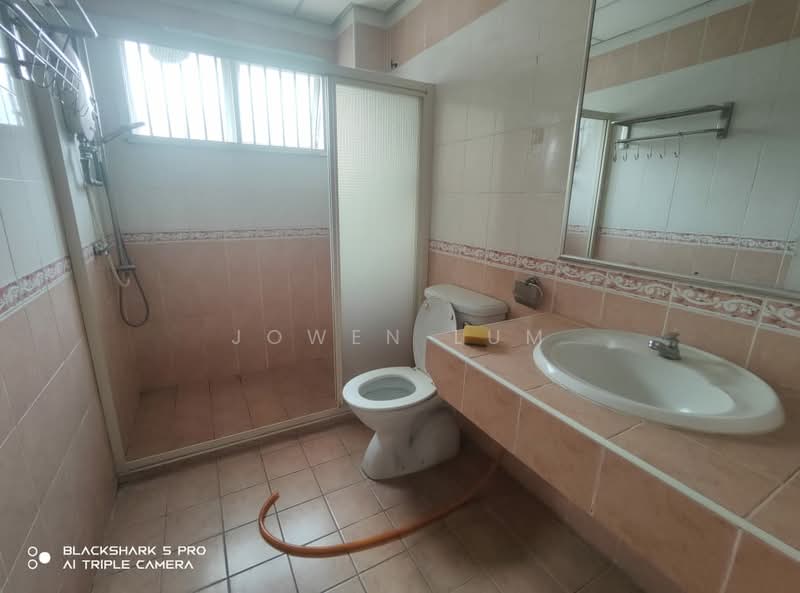 3-storey Terraced House for Rent in Taman Megah Kepong (Kepong) - Jowen Lum - Bathroom - PropertyGuru.com.my