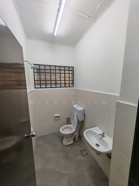 2-storey Terraced House for Rent in Bandar Puteri Klang (Klang) - Wilson Lim - Bathroom - PropertyGuru.com.my