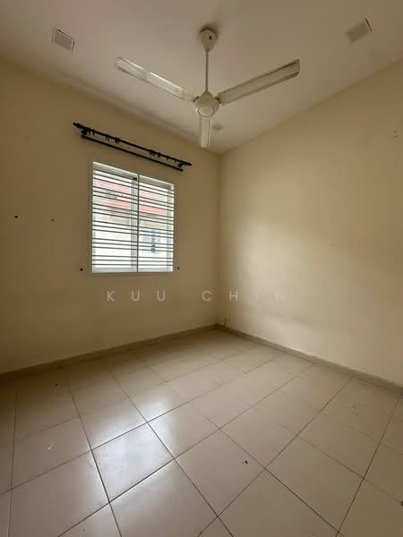 1-storey Terraced House for Sale in Taman Daya (Johor Bahru) - Kuu Chin - Interior - PropertyGuru.com.my