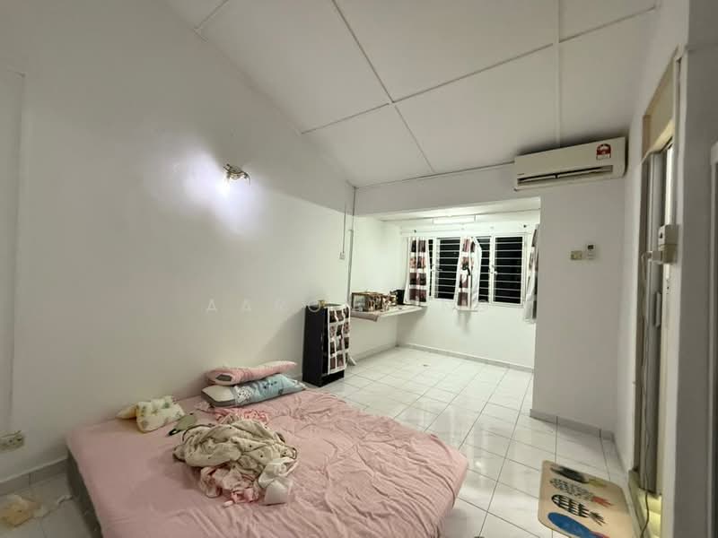 Taman Sri Rampai untuk Untuk Dijual - RM 550,000, Mac 2026 - Bedroom - PropertyGuru.com.my