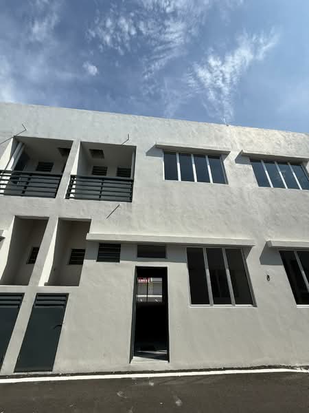 Shop / Office for Rent in Alam Suria (Puncak Alam) - HY Sham - Exterior - PropertyGuru.com.my