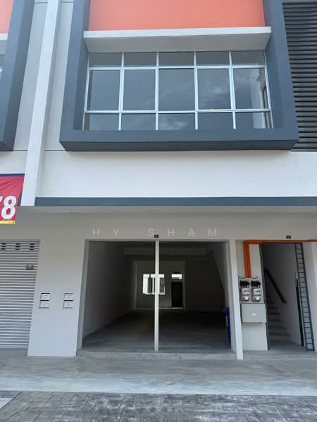 Shop / Office for Rent in Alam Suria (Puncak Alam) - HY Sham - Exterior - PropertyGuru.com.my