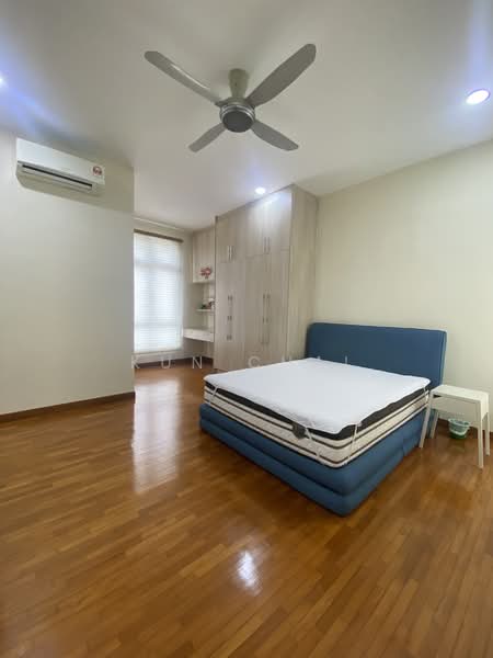 2-storey Terraced House for Sale in Taman Impian Emas (Skudai) - Kun Chai - Bedroom - PropertyGuru.com.my