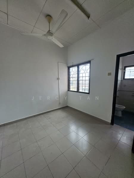 Terraced House for Rent in Bandar Kinrara Seksyen 5 (Bandar Kinrara) - Jercy Tan - Interior - PropertyGuru.com.my