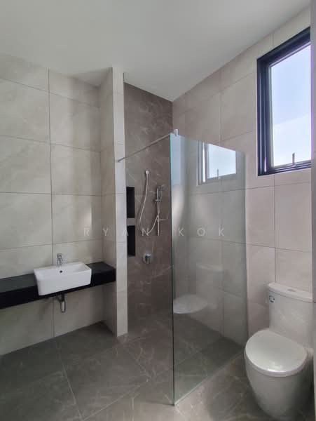 Bungalow for Sale in Seremban (Negeri Sembilan) - Ryan Kok - Bathroom - PropertyGuru.com.my