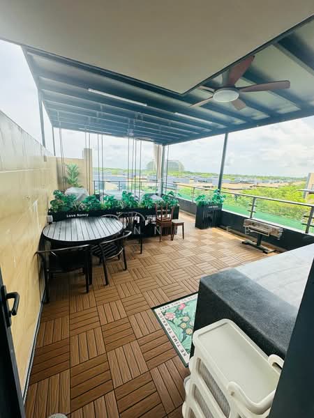 Cluster House for Sale in Gelang Patah (Johor) - Suzanne Lee - Balcony - PropertyGuru.com.my