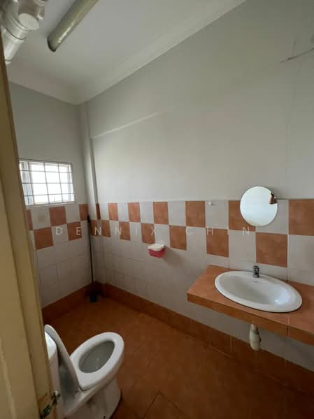 Apartment for Sale at Indah Cempaka - Dennix Chin - Bathroom - PropertyGuru.com.my