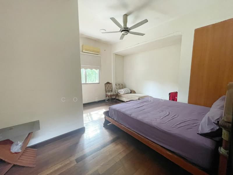 3-storey Terraced House for Sale in Sungai Buloh (Selangor) - Coyee Wong - Bedroom - PropertyGuru.com.my