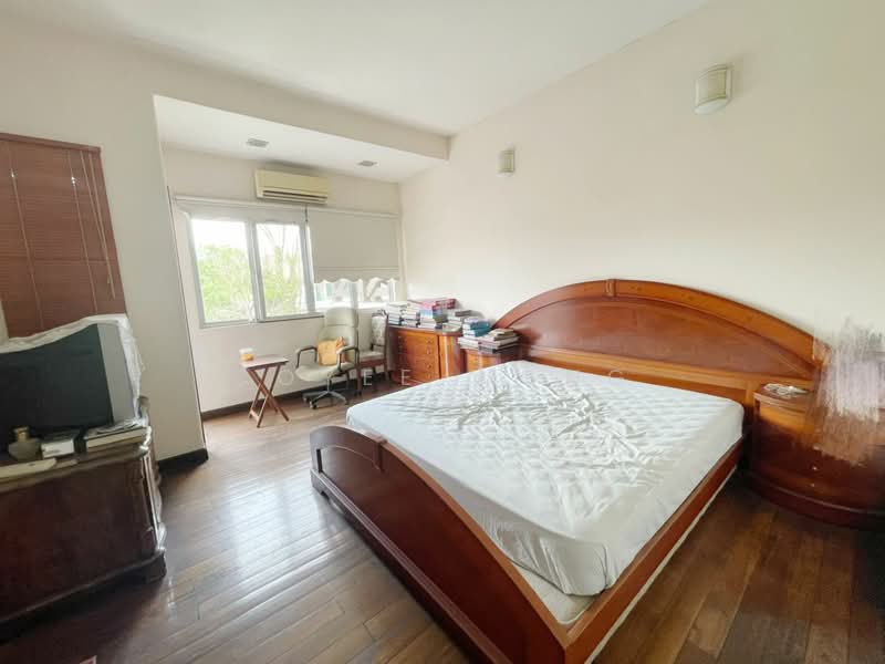 3-storey Terraced House for Sale in Sungai Buloh (Selangor) - Coyee Wong - Bedroom - PropertyGuru.com.my