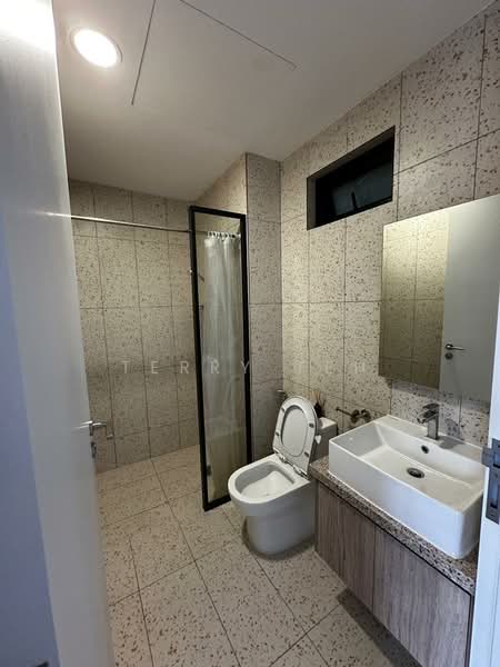 Service Residence for Rent at The Rosewoodz @ Bukit Jalil - Terry Teh - Bathroom - PropertyGuru.com.my