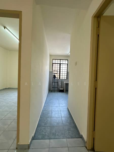 Flat for Sale at Kenari - Alanis Lee - Corridor - PropertyGuru.com.my