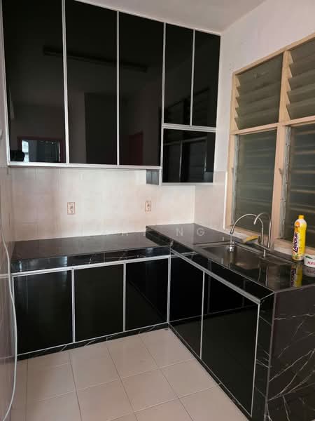 Apartment for Rent at Villa Krystal @ Bandar Selesa Jaya - Kay Ng - Kitchen - PropertyGuru.com.my
