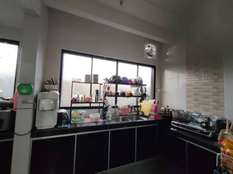 2-storey Terraced House for Sale in Panorama Lapangan Perdana (Ipoh) - Jeff Tan - Kitchen - PropertyGuru.com.my