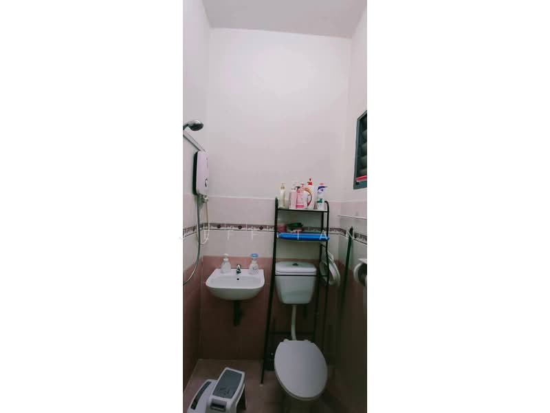 2-storey Terraced House for Sale in Panorama Lapangan Perdana (Ipoh) - Jeff Tan - Bathroom - PropertyGuru.com.my