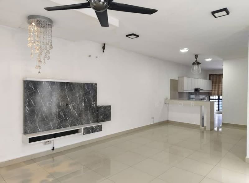 2-storey Terraced House for Sale in Laman Glenmarie (Shah Alam) - Christine Khor - Living Room - PropertyGuru.com.my