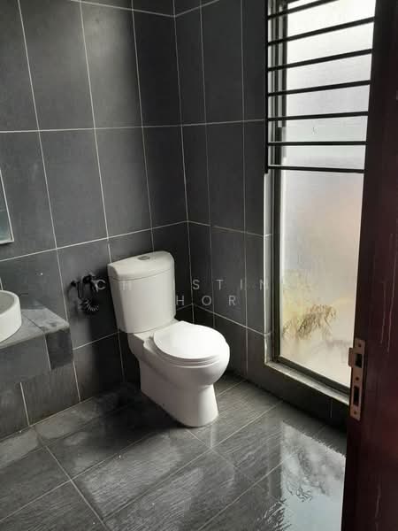 2-storey Terraced House for Sale in Laman Glenmarie (Shah Alam) - Christine Khor - Bathroom - PropertyGuru.com.my