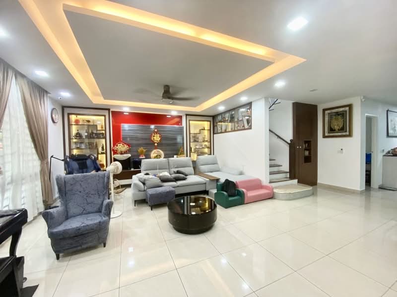 Semi-Detached House for Sale in Taman Sutera Utama (Skudai) - Yik Tat - Living Room - PropertyGuru.com.my