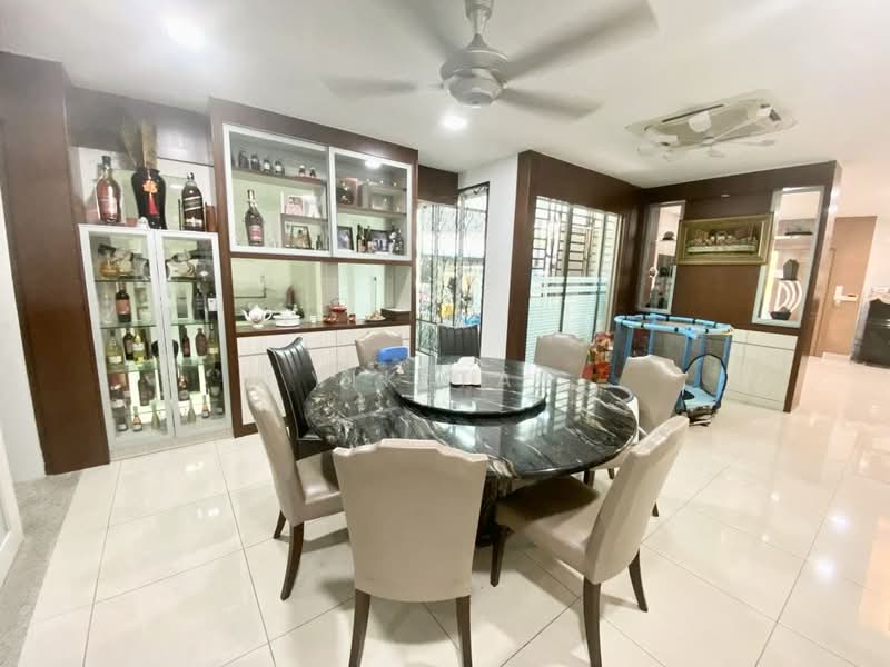 Semi-Detached House for Sale in Taman Sutera Utama (Skudai) - Yik Tat - Dining Room - PropertyGuru.com.my