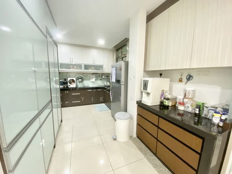 Semi-Detached House for Sale in Taman Sutera Utama (Skudai) - Yik Tat - Kitchen - PropertyGuru.com.my