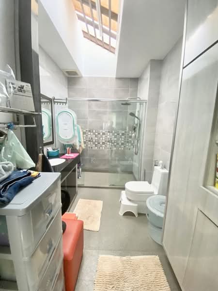 Semi-Detached House for Sale in Taman Sutera Utama (Skudai) - Yik Tat - PropertyGuru.com.my