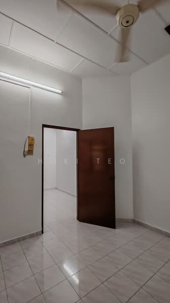 1-storey Terraced House for Rent in Batu Pahat (Johor) - Hoki Teo - Interior - PropertyGuru.com.my