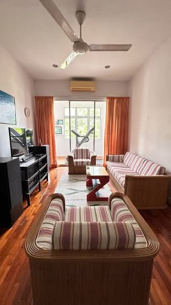 2-storey Terraced House for Sale in Kota Kemuning (Shah Alam) - SK Thiam - Living Room - PropertyGuru.com.my