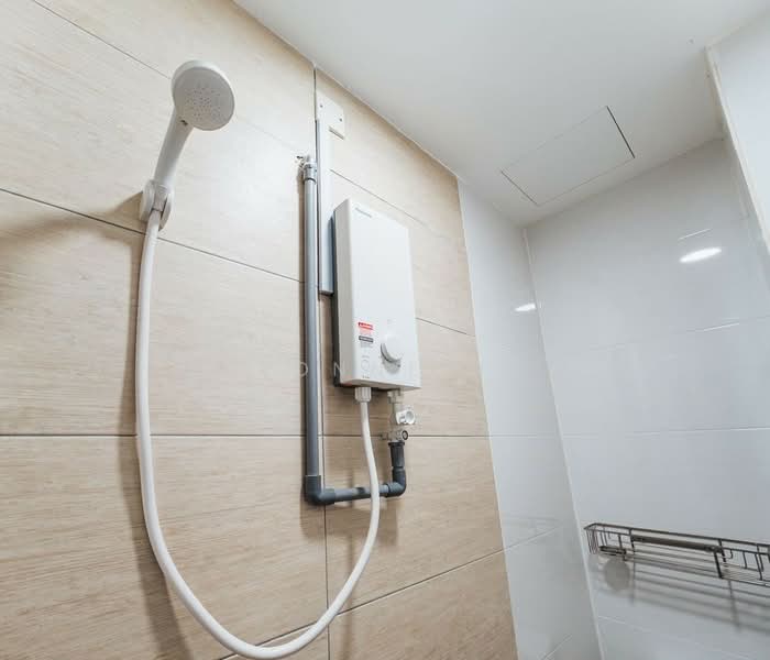 Service Residence for Rent at SkyVille 8 @ Benteng 8 - Yvonne Ng - Bathroom - PropertyGuru.com.my