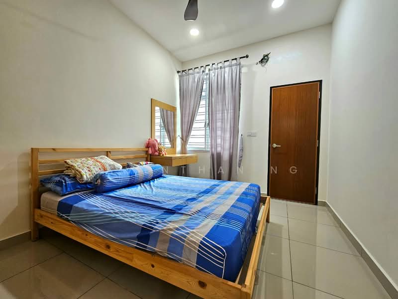 2-storey Terraced House for Sale in Taman Impian Emas (Skudai) - Javenthan Ng - Bedroom - PropertyGuru.com.my