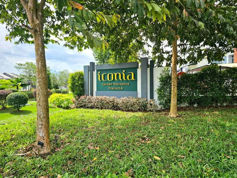 2-storey Terraced House for Sale in Taman Impian Emas (Skudai) - Javenthan Ng - Exterior - PropertyGuru.com.my