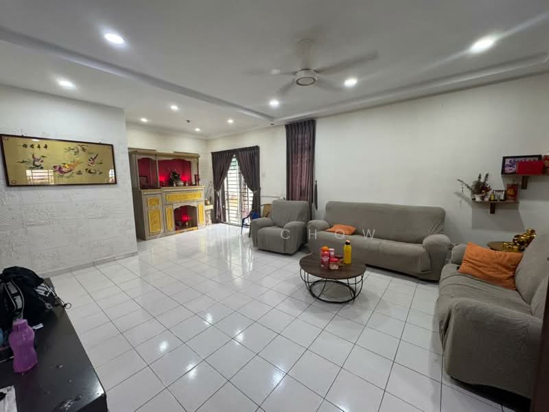 2-storey Terraced House for Sale in Johor Bahru (Johor) - Zack Chow - Living Room - PropertyGuru.com.my