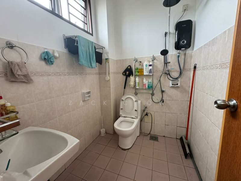 2-storey Terraced House for Sale in Johor Bahru (Johor) - Zack Chow - Bathroom - PropertyGuru.com.my