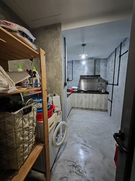 Condominium for Sale at A'Marine Condominium - Jun hong - Kitchen - PropertyGuru.com.my