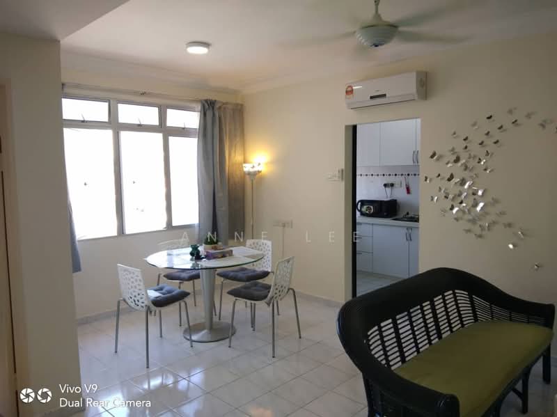 Azuria Condominium untuk Untuk Dijual - RM 399,000, Mac 2026 - Dining Room - PropertyGuru.com.my