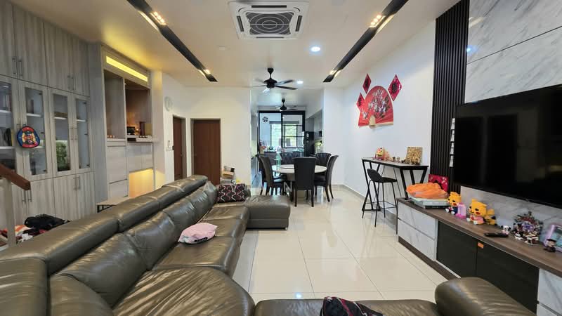 Rumah Teres 2 Tingkat untuk Dijual di Bandar Kinrara (Selangor) - Kavan Ho - Living Hall - PropertyGuru.com.my
