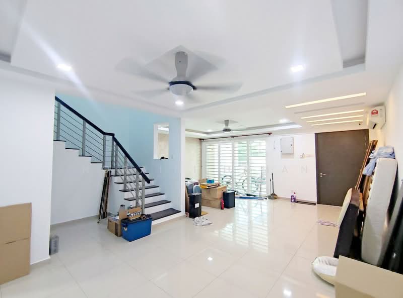 2-storey Terraced House for Sale in Kajang (Selangor) - Noraini Dahan - Living Room - PropertyGuru.com.my