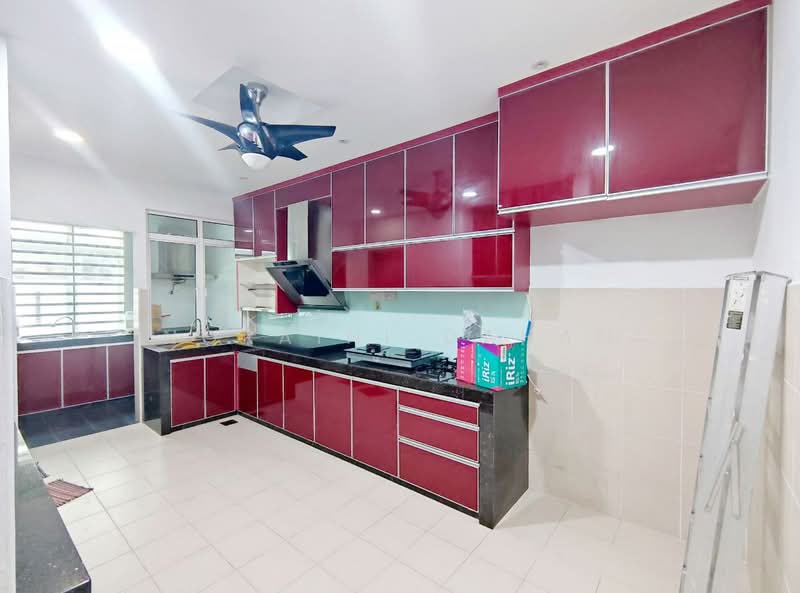 2-storey Terraced House for Sale in Kajang (Selangor) - Noraini Dahan - Kitchen - PropertyGuru.com.my