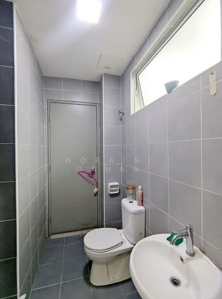 2-storey Terraced House for Sale in Kajang (Selangor) - Noraini Dahan - Bathroom - PropertyGuru.com.my