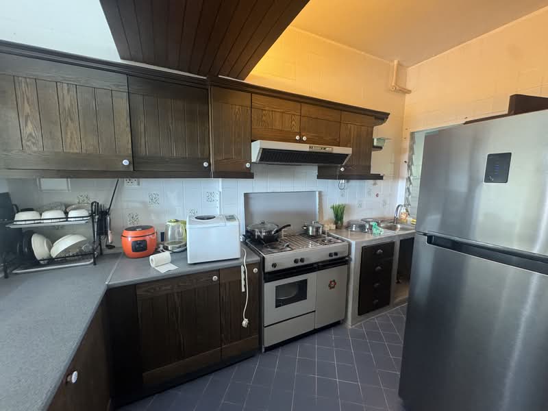 Kondominium untuk Dijual di Seaview Garden - Joanne Liw - Kitchen - PropertyGuru.com.my