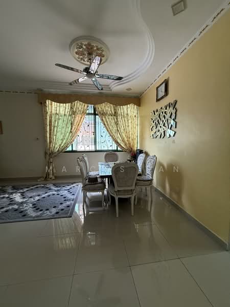 2-storey Terraced House for Sale in Taman Mount Austin (Tebrau) - Marcus Tan - Dining Room - PropertyGuru.com.my