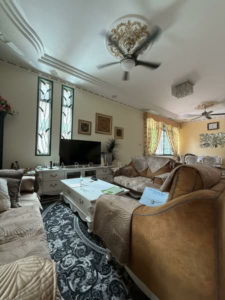 2-storey Terraced House for Sale in Taman Mount Austin (Tebrau) - Marcus Tan - Living Room - PropertyGuru.com.my