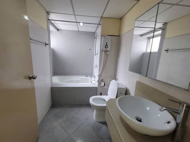 Service Residence for Rent at Kiara Designer Suites - Sharon Chen - Bathroom - PropertyGuru.com.my