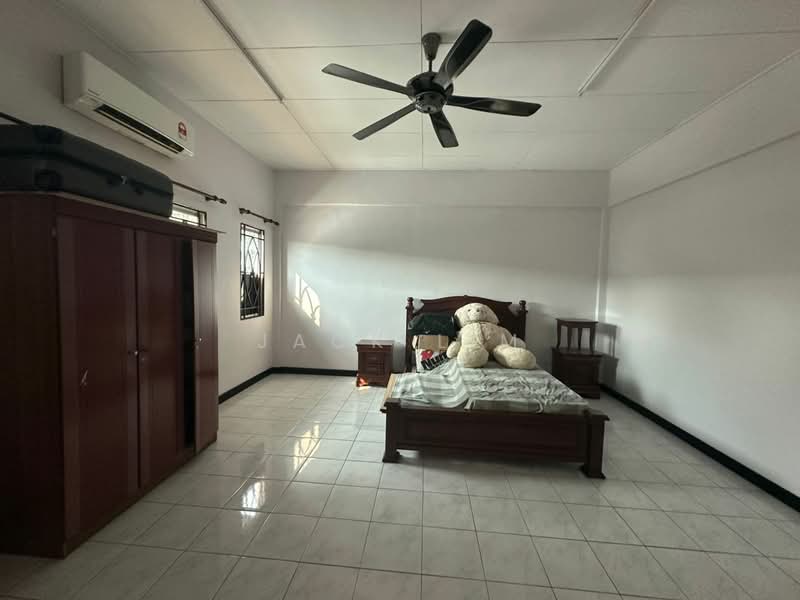 jalan sungai burung untuk Untuk Dijual - RM 980,000, Apr 2026 - Bedroom - PropertyGuru.com.my
