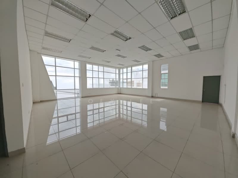 Factory for Rent in Ulu Tiram (Johor) - Zoey Lee - Interior - PropertyGuru.com.my