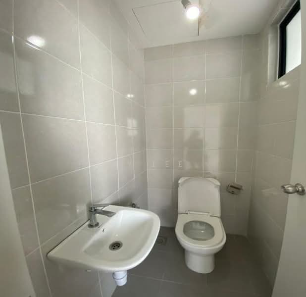 SeRuang Square Shop untuk Untuk Disewa - RM 2,700 /bulan, Mac 2026 - Bathroom - PropertyGuru.com.my