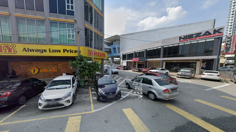 Shop for Sale in Batu 11 (Cheras) - Shane Khow - Exterior - PropertyGuru.com.my