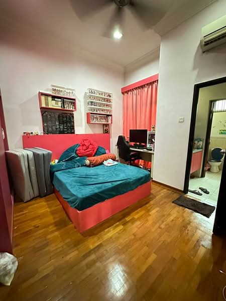 2-storey Terraced House for Sale in Taman Sutera Utama (Skudai) - Zoey Lee - Bedroom - PropertyGuru.com.my
