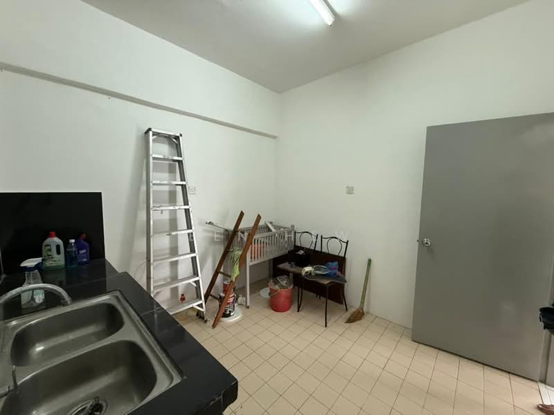 Kondominium untuk Dijual di Bukit Awana Condominium - Ben Hew - Kitchen - PropertyGuru.com.my