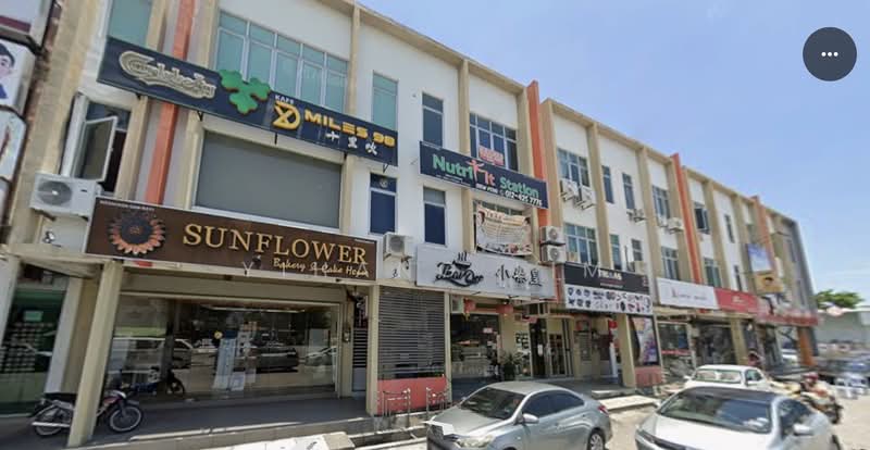 For Sale - 3 storey mainroad shoplot at Taman Mesra Permai , Raja Uda for sale