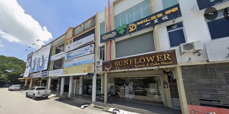 For Sale - 3 storey mainroad shoplot at Taman Mesra Permai , Raja Uda for sale